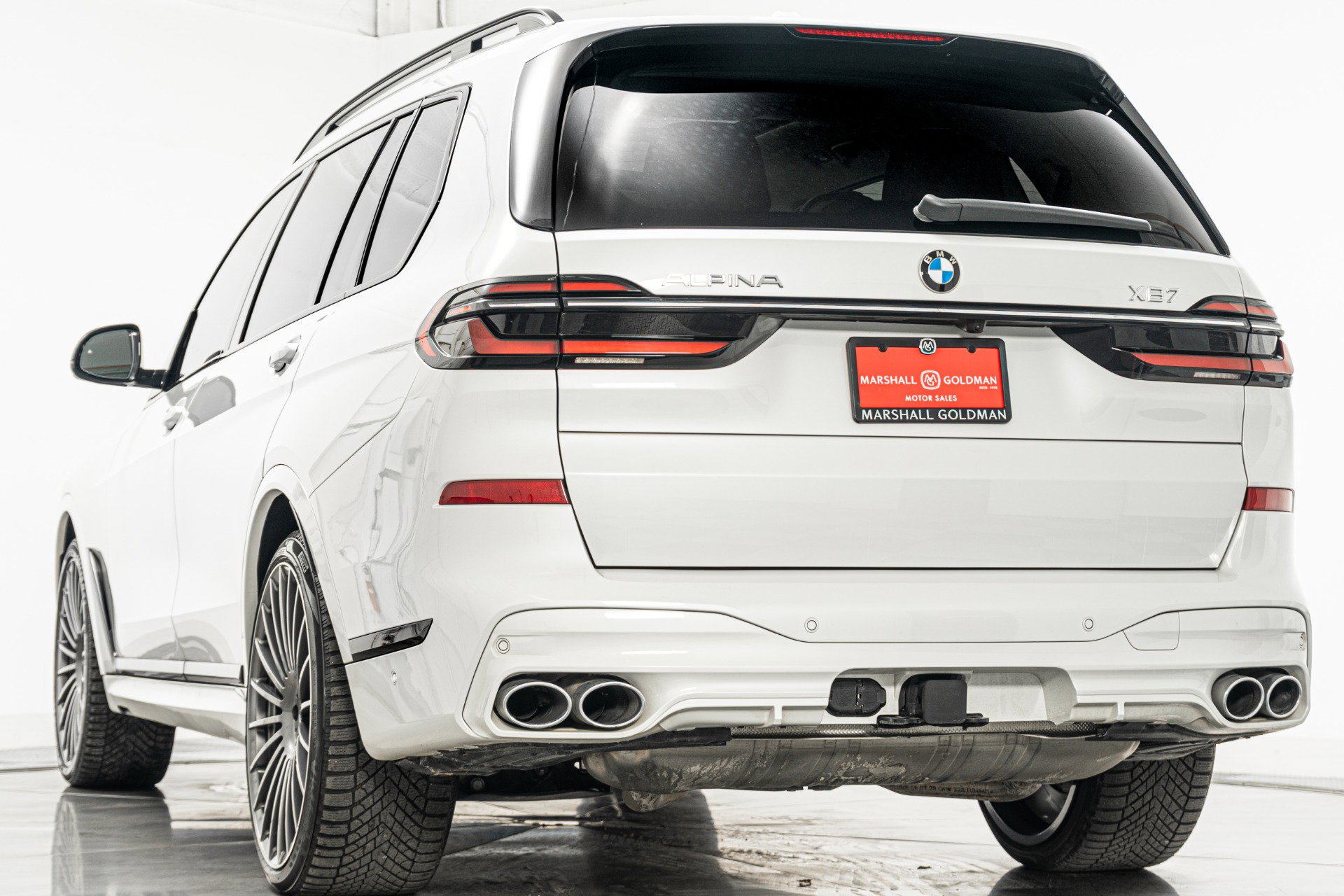 Used 2024 BMW ALPINA XB7 image 7