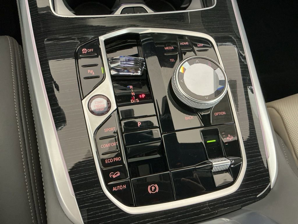 Certified 2024 BMW X7 M60i w/ Executive Package image 13