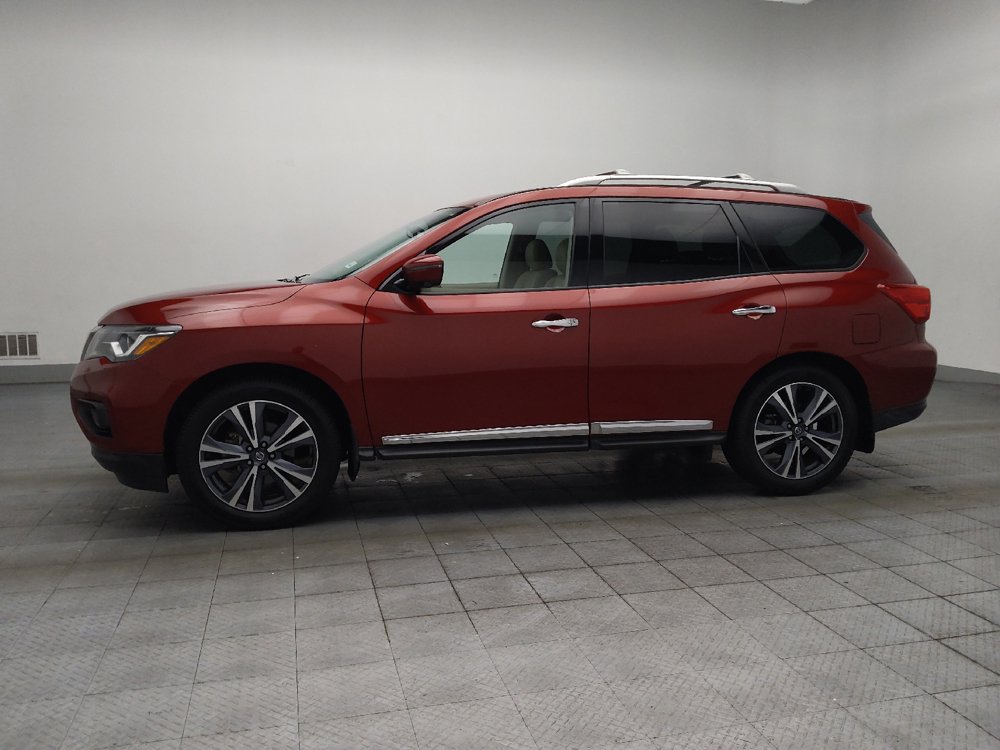 Used 2019 Nissan Pathfinder Platinum FWD image 2
