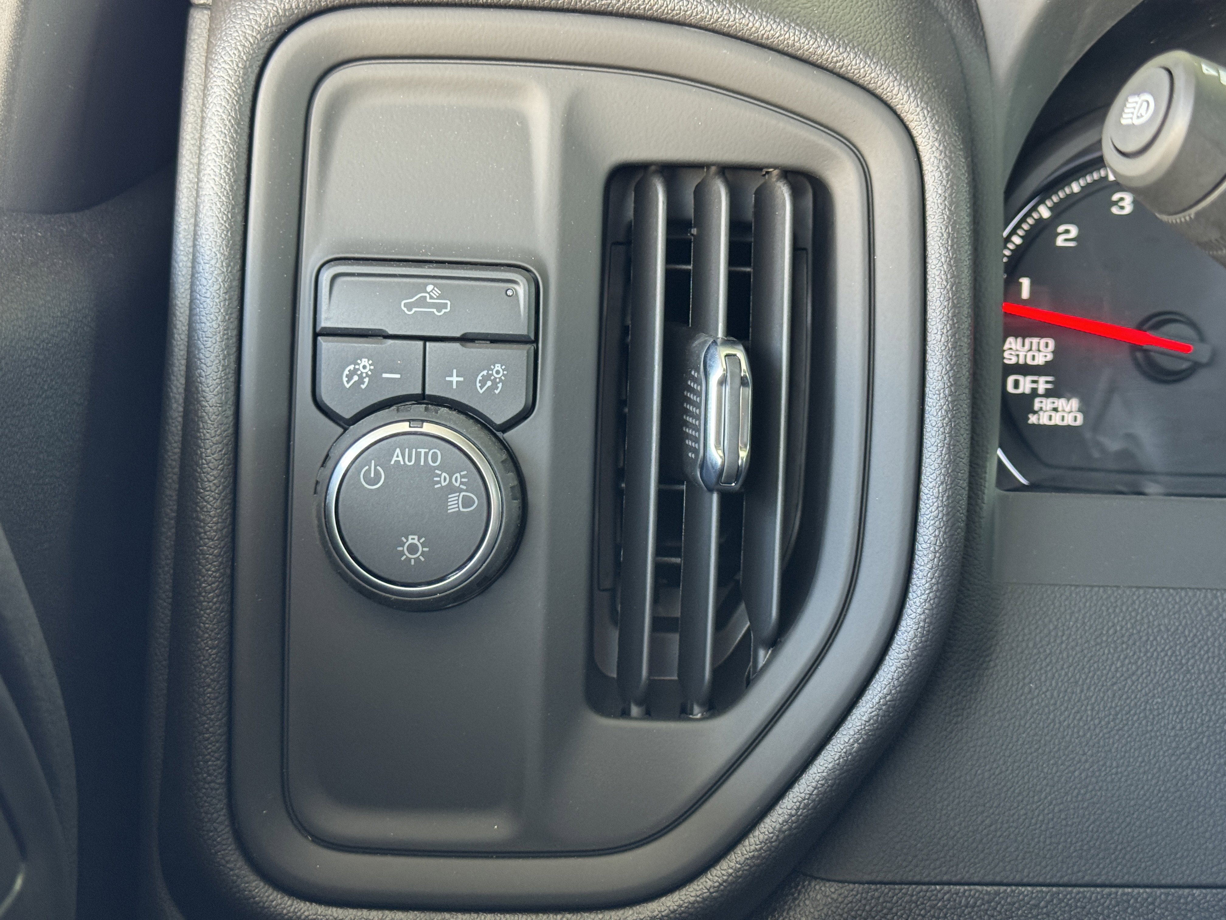 New 2026 Chevrolet Silverado 1500 W/T w/ WT Value Package image 21