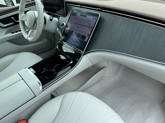 Used 2023 Mercedes-Benz EQE 350+ 4MATIC Sedan image 11