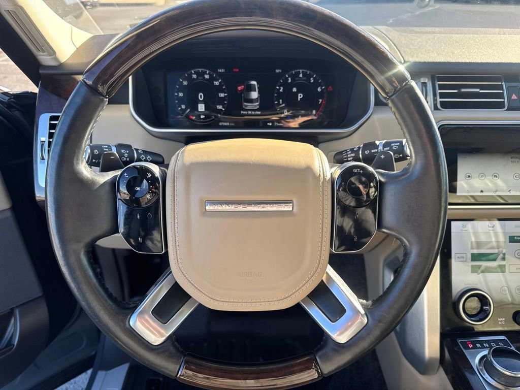 Used 2020 Land Rover Range Rover HSE image 31