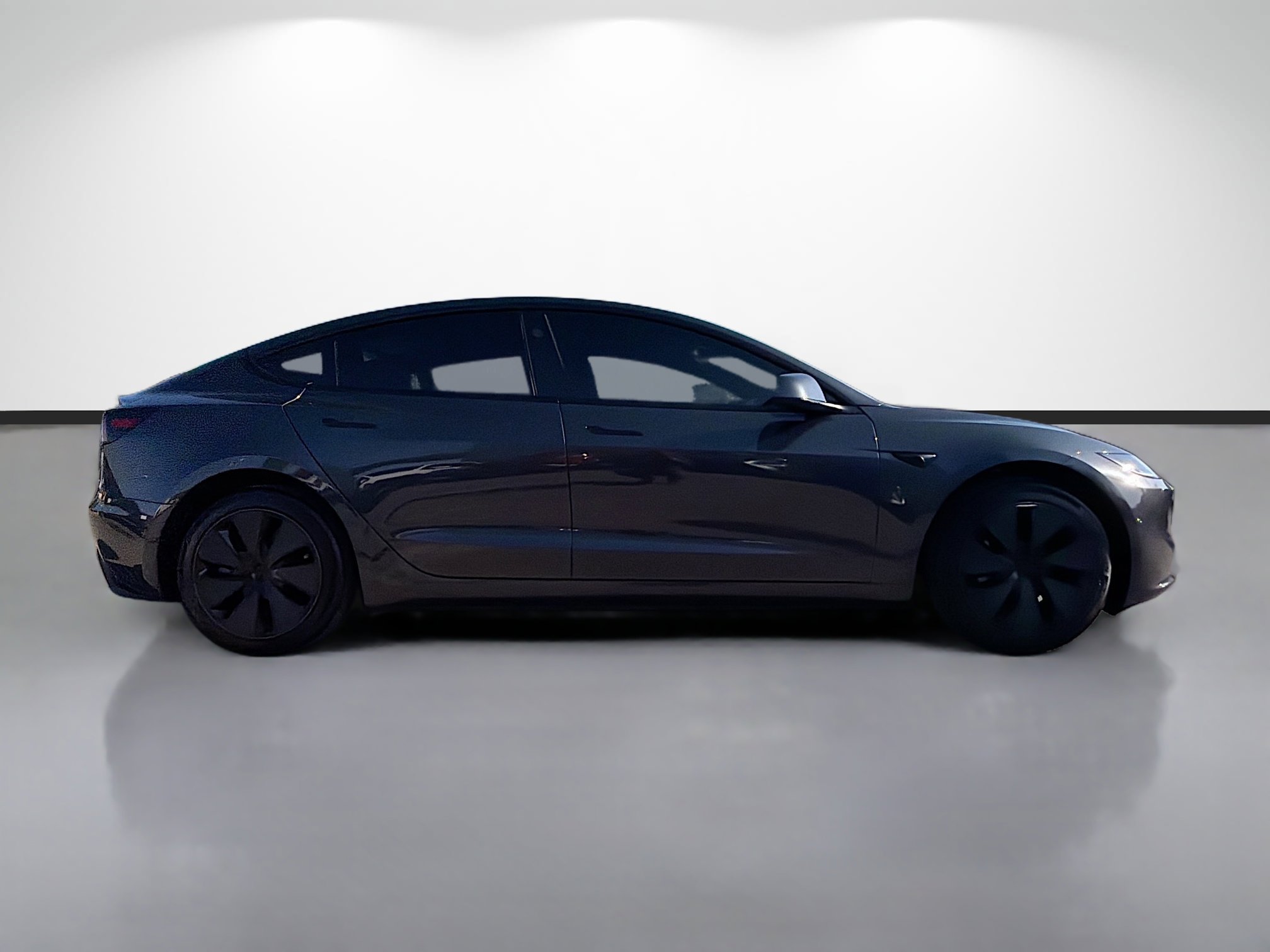 Used 2025 Tesla Model 3 Long Range RWD image 2