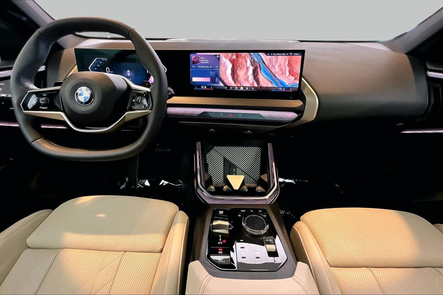 Used 2025 BMW X3 xDrive30i w/ Convenience Package AWD/4WD image 16