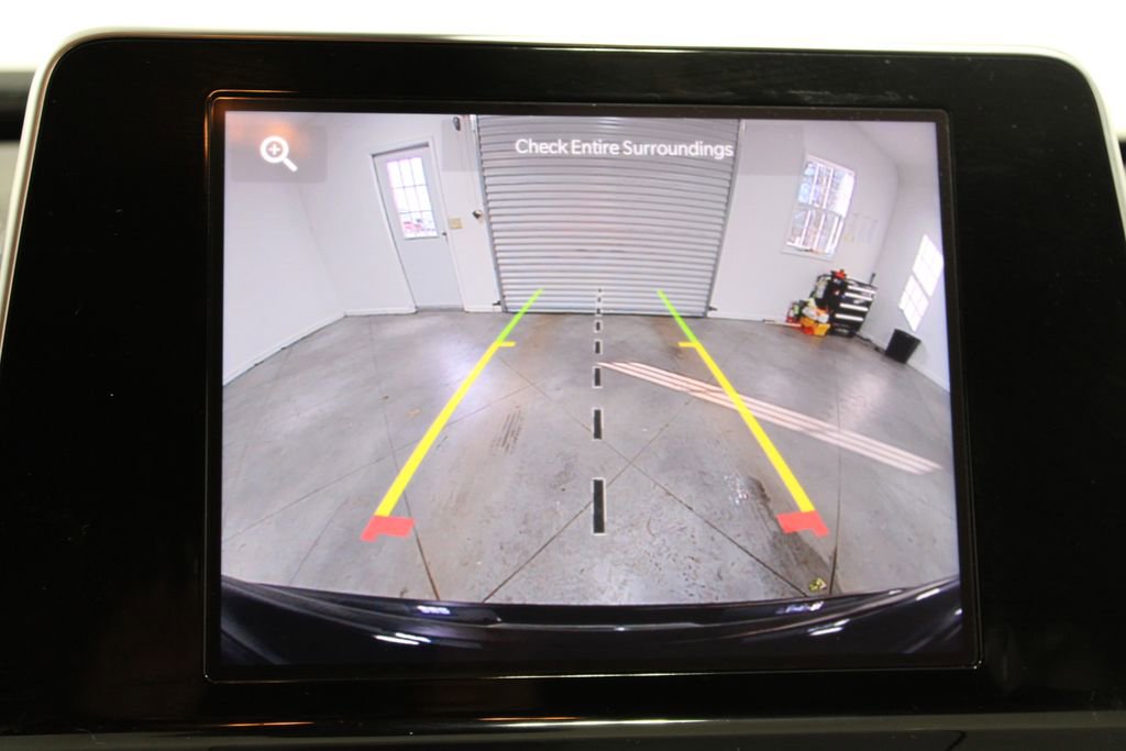 Used 2025 Jeep Compass Latitude image 32