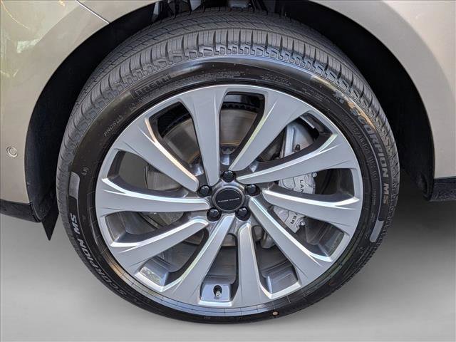 New 2026 Land Rover Range Rover SE image 9