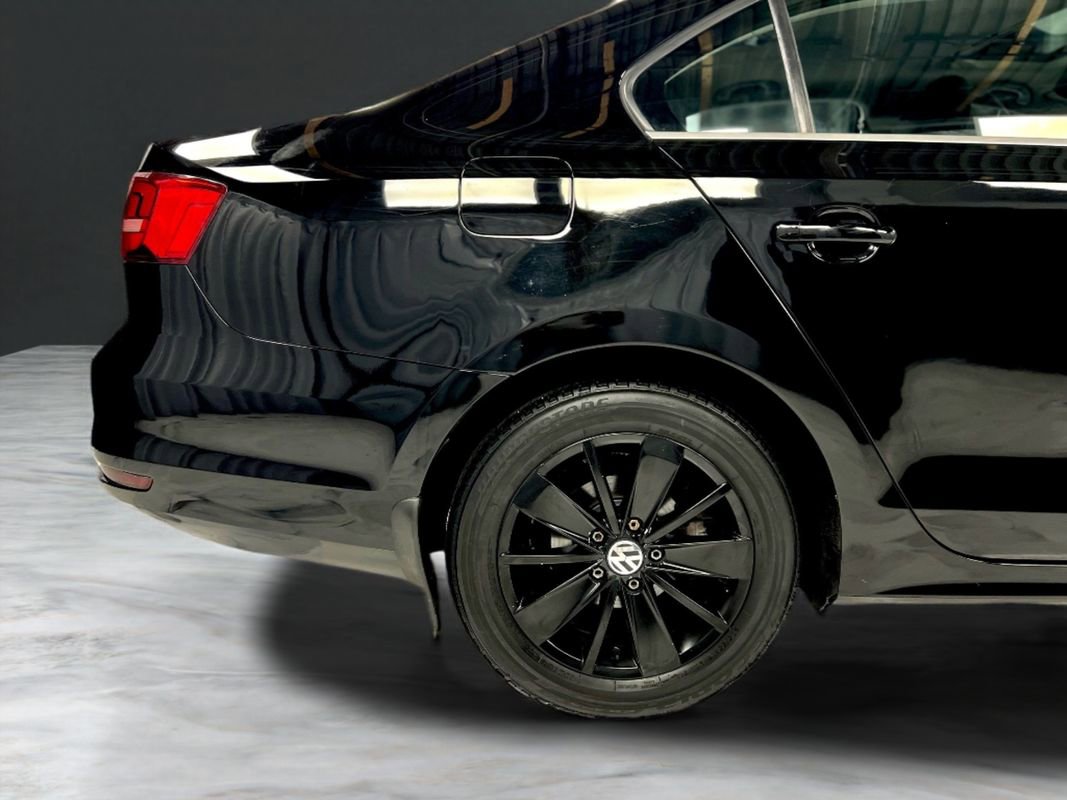 Used 2015 Volkswagen Jetta SE image 12