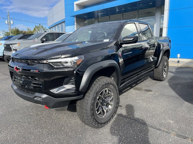 New 2026 Chevrolet Colorado ZR2 w/ Technology Package image 3