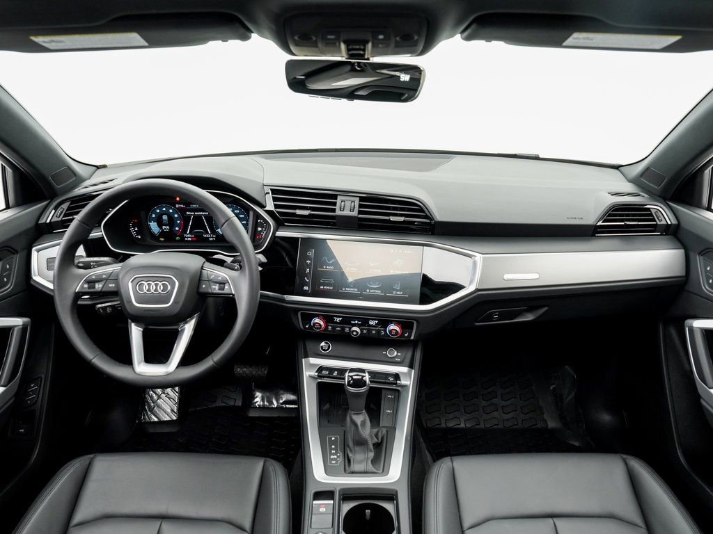 Certified 2025 Audi Q3 2.0T Premium image 19