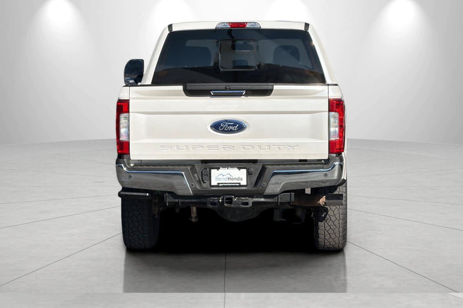 Used 2017 Ford F250 Lariat w/ Chrome Package AWD/4WD image 7
