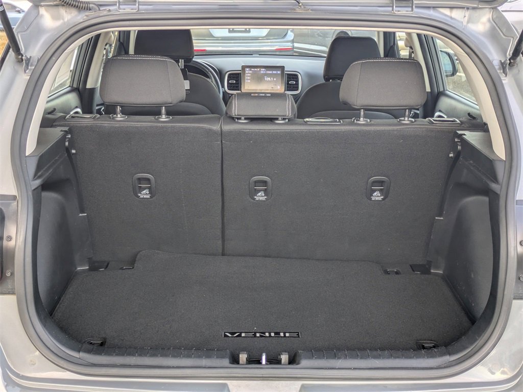 Used 2022 Hyundai Venue SEL image 13