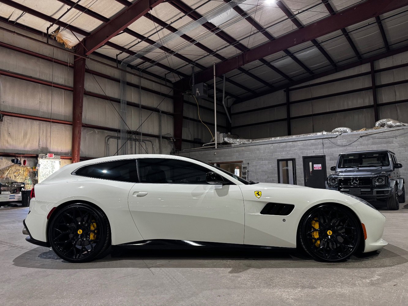 Used 2019 Ferrari GTC4Lusso T RWD image 4