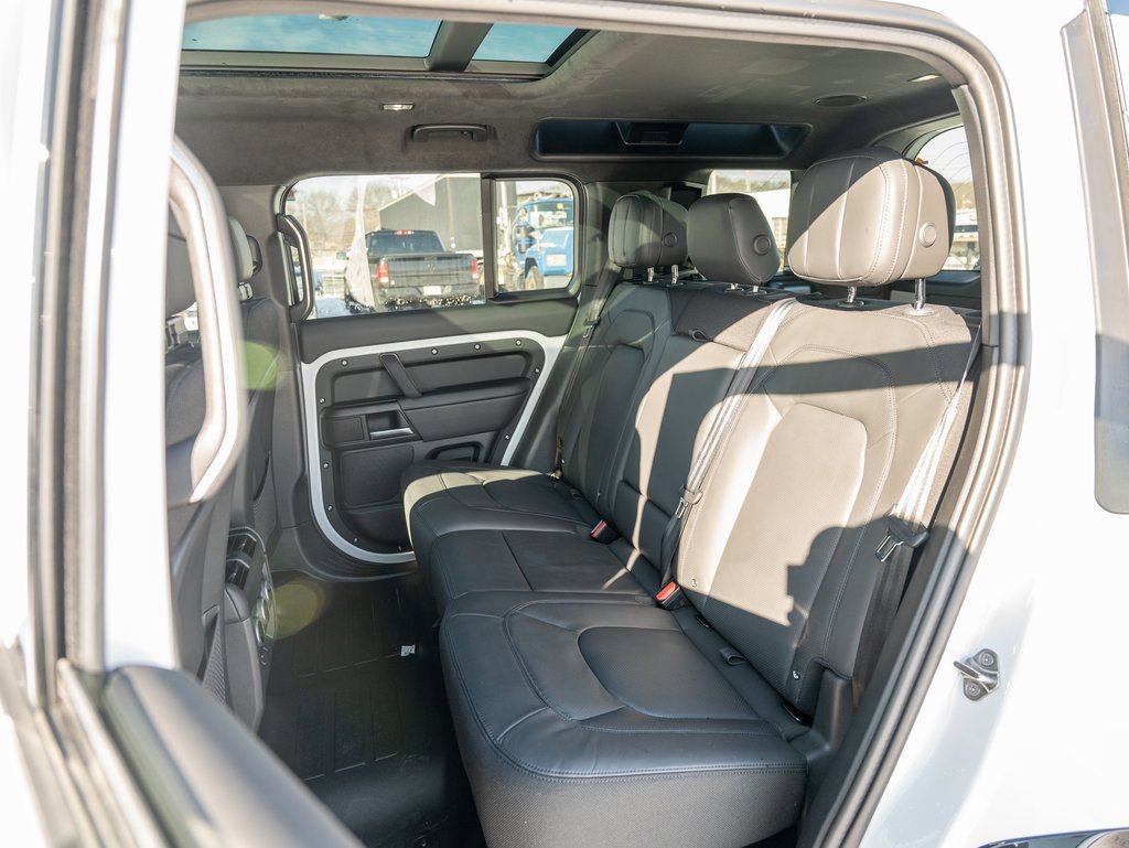 New 2025 Land Rover Defender 110 V8 image 22