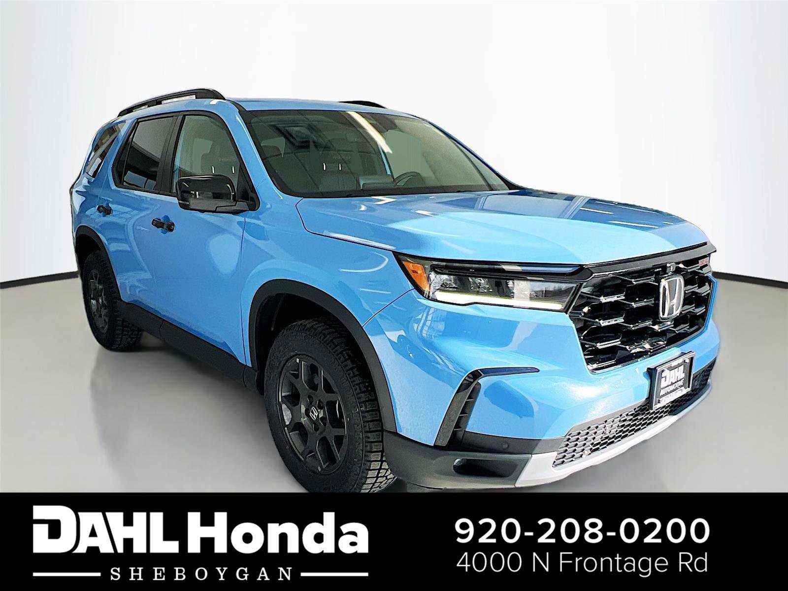Used 2023 Honda Pilot TrailSport image 1