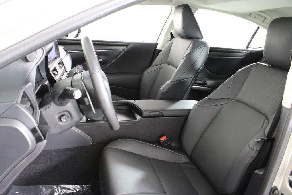 Used 2023 Lexus ES 250 w/ Premium Package image 18