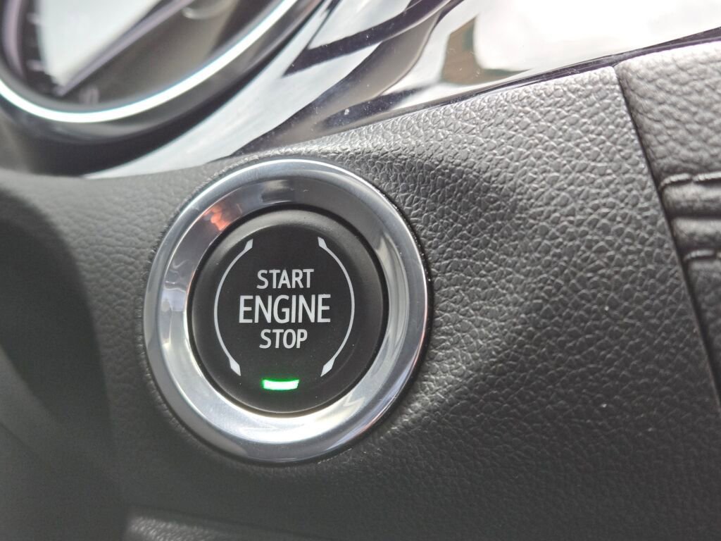 Used 2022 Buick Encore GX Essence w/ Experience Buick Package image 35