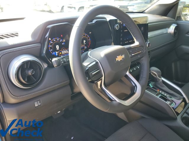 Used 2024 Chevrolet Colorado LT RWD image 18