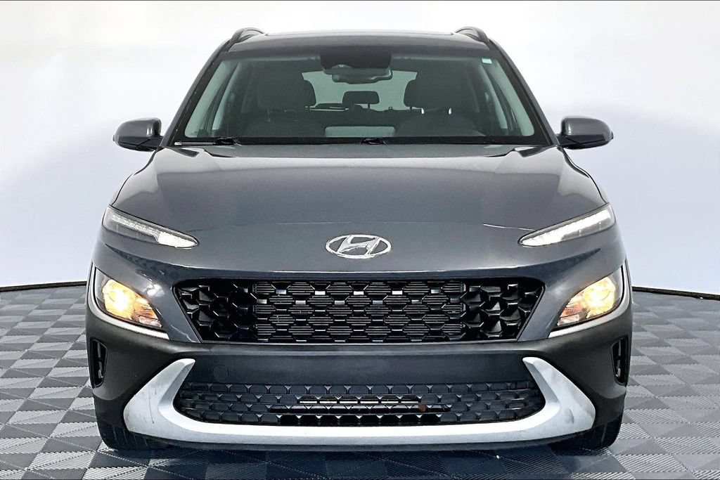 Used 2023 Hyundai Kona SEL w/ Convenience Package FWD image 3