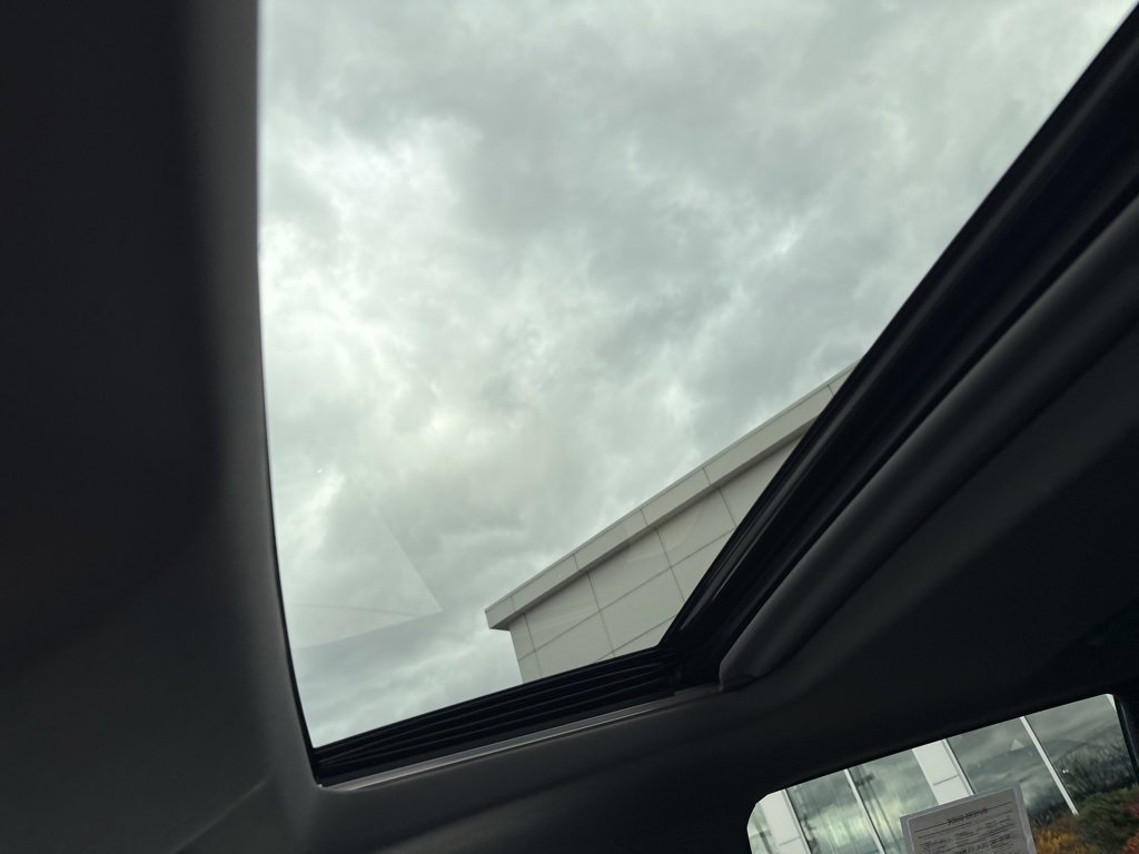 Used 2020 Chevrolet Silverado 1500 LT Trail Boss image 33