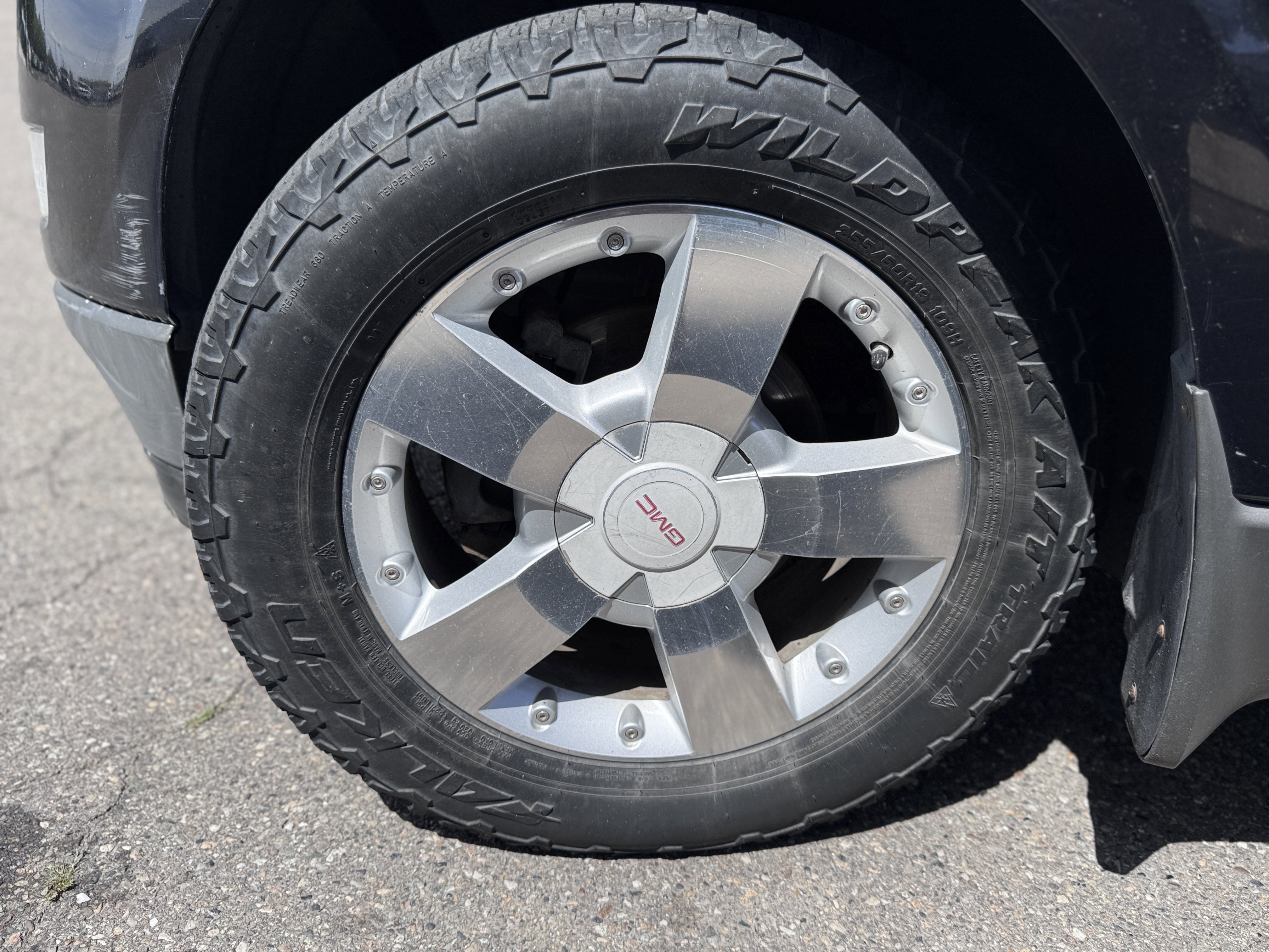 Used 2011 Chevrolet Traverse LT w/ Personal Connectivity Package AWD/4WD image 50