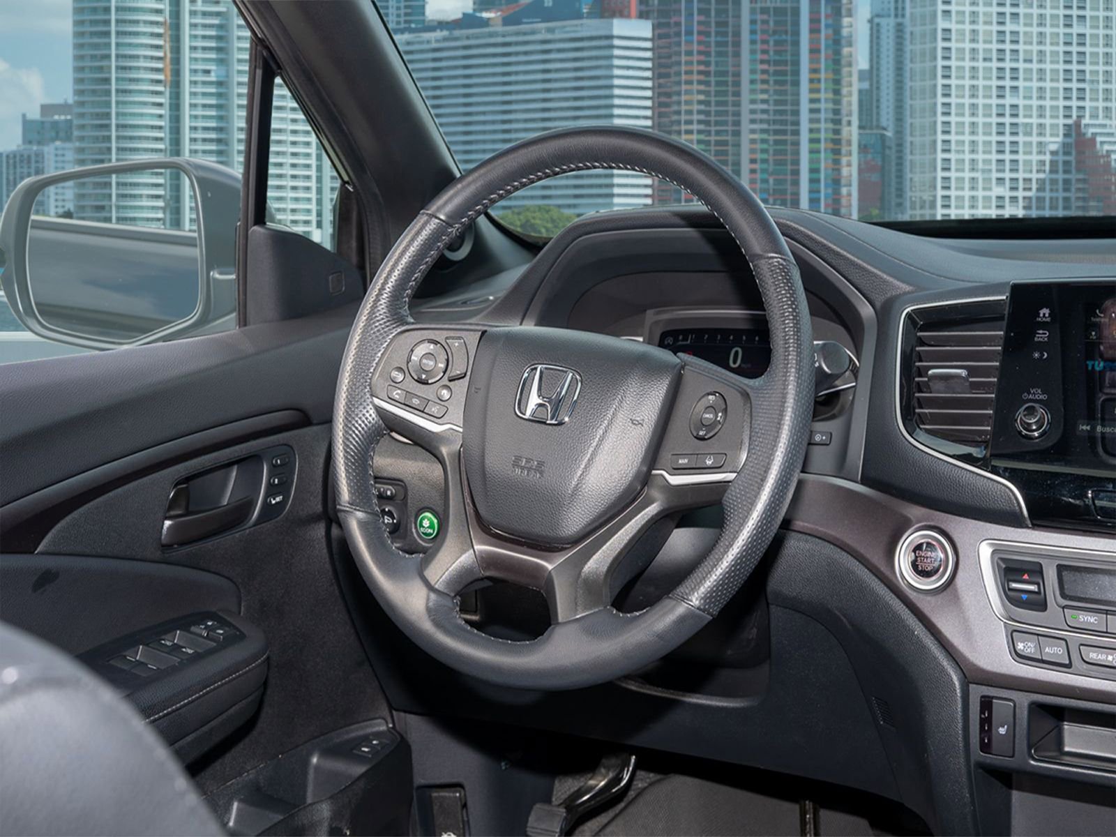 Certified 2025 Honda Passport EX-L image 22