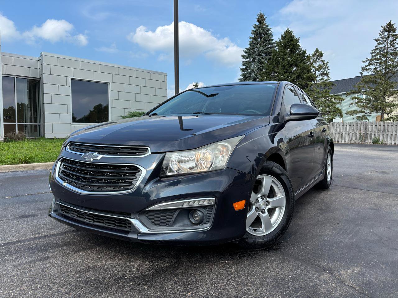 Used 2015 Chevrolet Cruze LT w/ RS Package FWD image 1