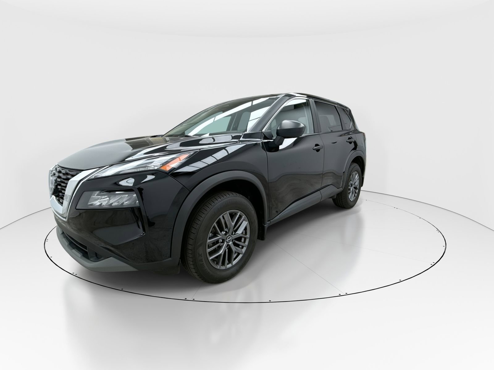 Used 2023 Nissan Rogue S image 4