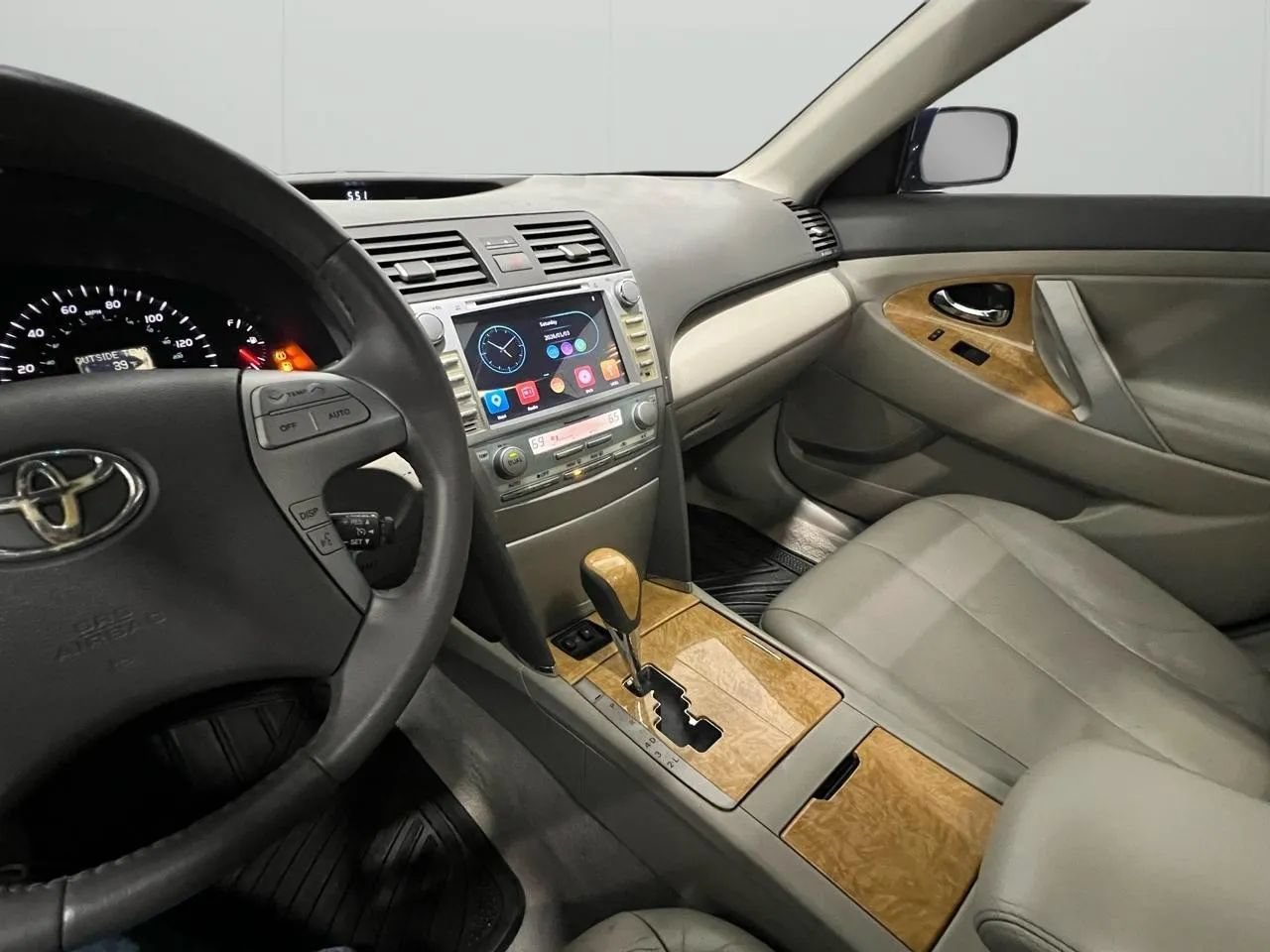 Used 2007 Toyota Camry XLE w/ Leather Pkg FWD image 38