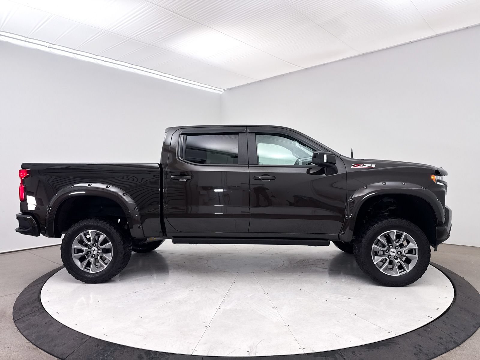 Used 2020 Chevrolet Silverado 1500 RST AWD/4WD image 39