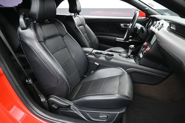 Used 2016 Ford Mustang Premium RWD image 12