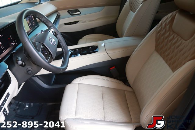 Used 2025 Nissan Murano Platinum w/ Cargo Package AWD/4WD image 15
