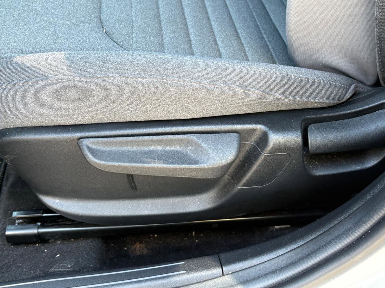 Used 2025 Kia K4 EX image 22