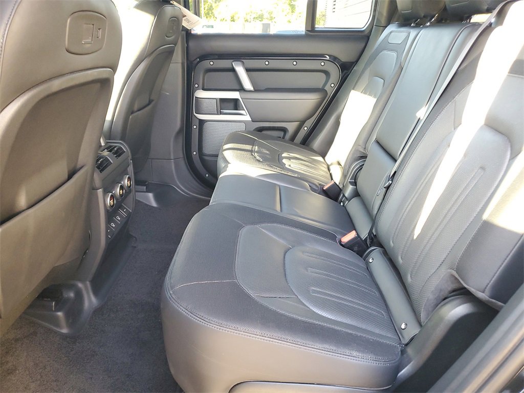 Used 2021 Land Rover Defender 110 X-Dynamic HSE image 20