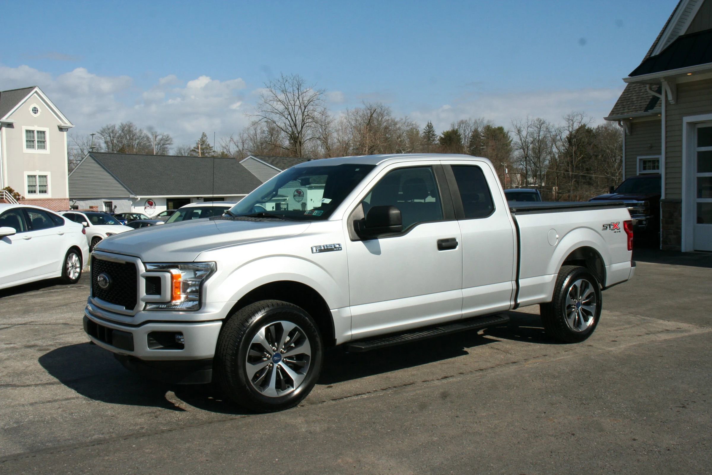 Used 2019 Ford F150 XL w/ Equipment Group 101A Mid image 1