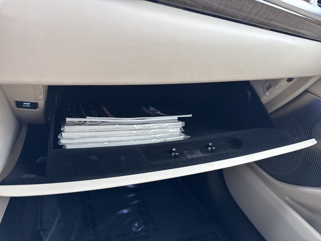 Used 2017 Genesis G90 3.3T Premium image 36