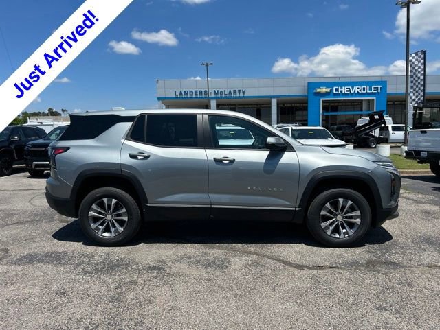 New 2026 Chevrolet Equinox LT w/ Convenience Package II FWD image 2