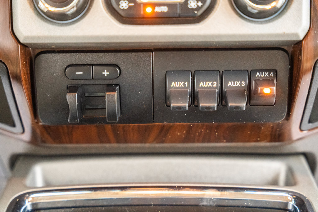 Used 2014 Ford F250 Lariat AWD/4WD image 31