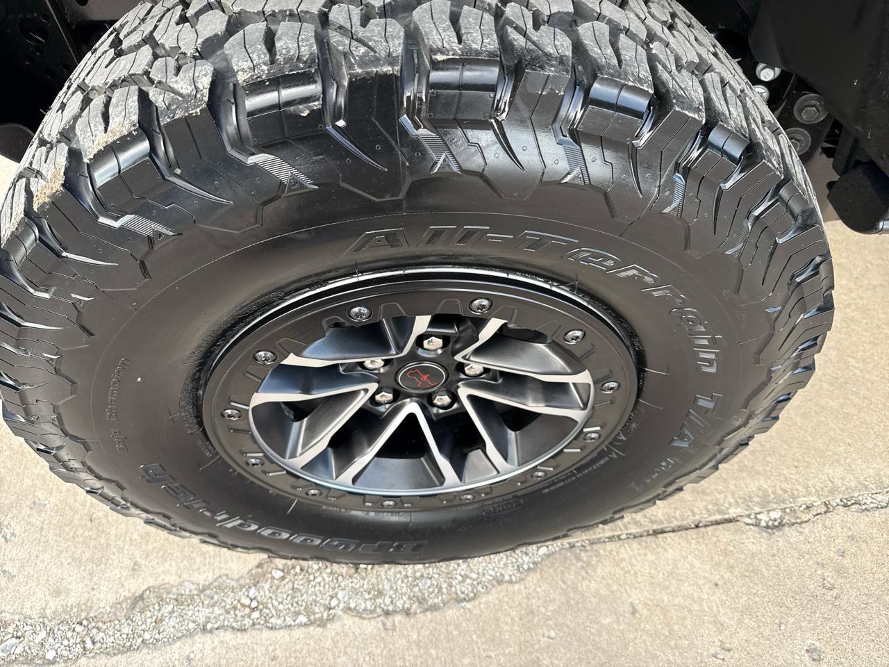 New 2026 Jeep Wrangler Unlimited Rubicon w/ Xtreme 35 Tire Package AWD/4WD image 31