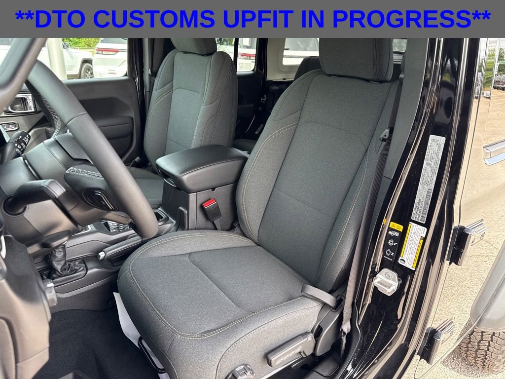 Used 2026 Jeep Wrangler Unlimited Sport AWD/4WD image 17