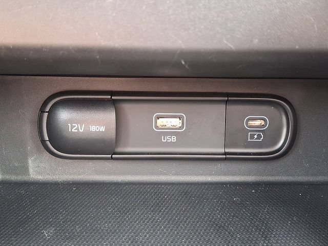 Certified 2025 Kia Seltos EX AWD/4WD image 23