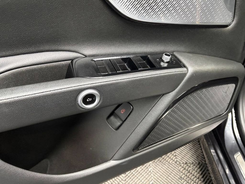 Used 2024 Maserati Grecale GT image 30