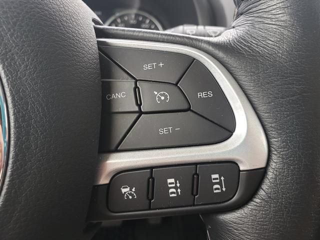 Used 2023 Jeep Renegade Limited w/ Sun/Sound Group AWD/4WD image 26