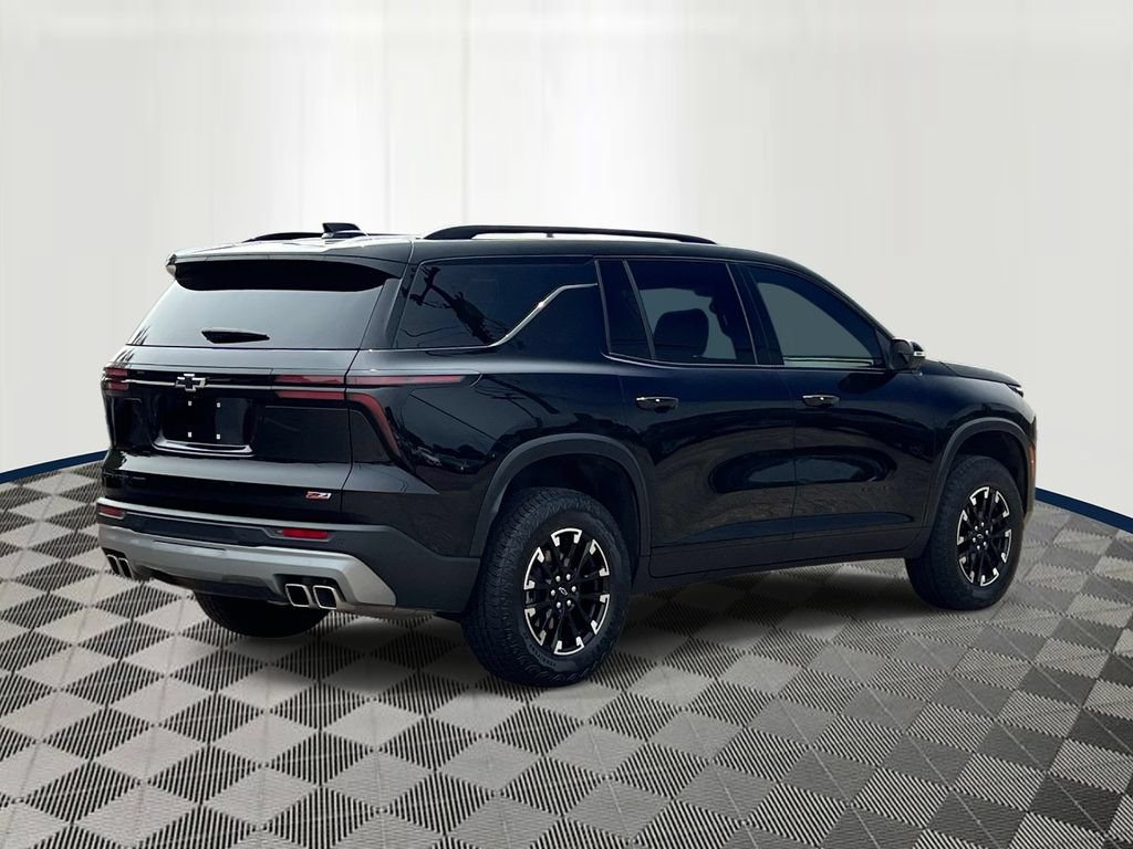 Used 2025 Chevrolet Traverse Z71 AWD/4WD image 5
