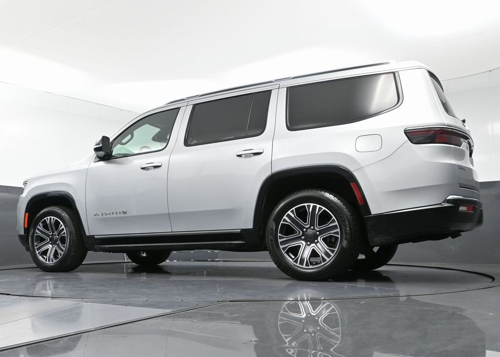 Used 2024 Jeep Wagoneer Series II w/ Flexible Seating Group image 59