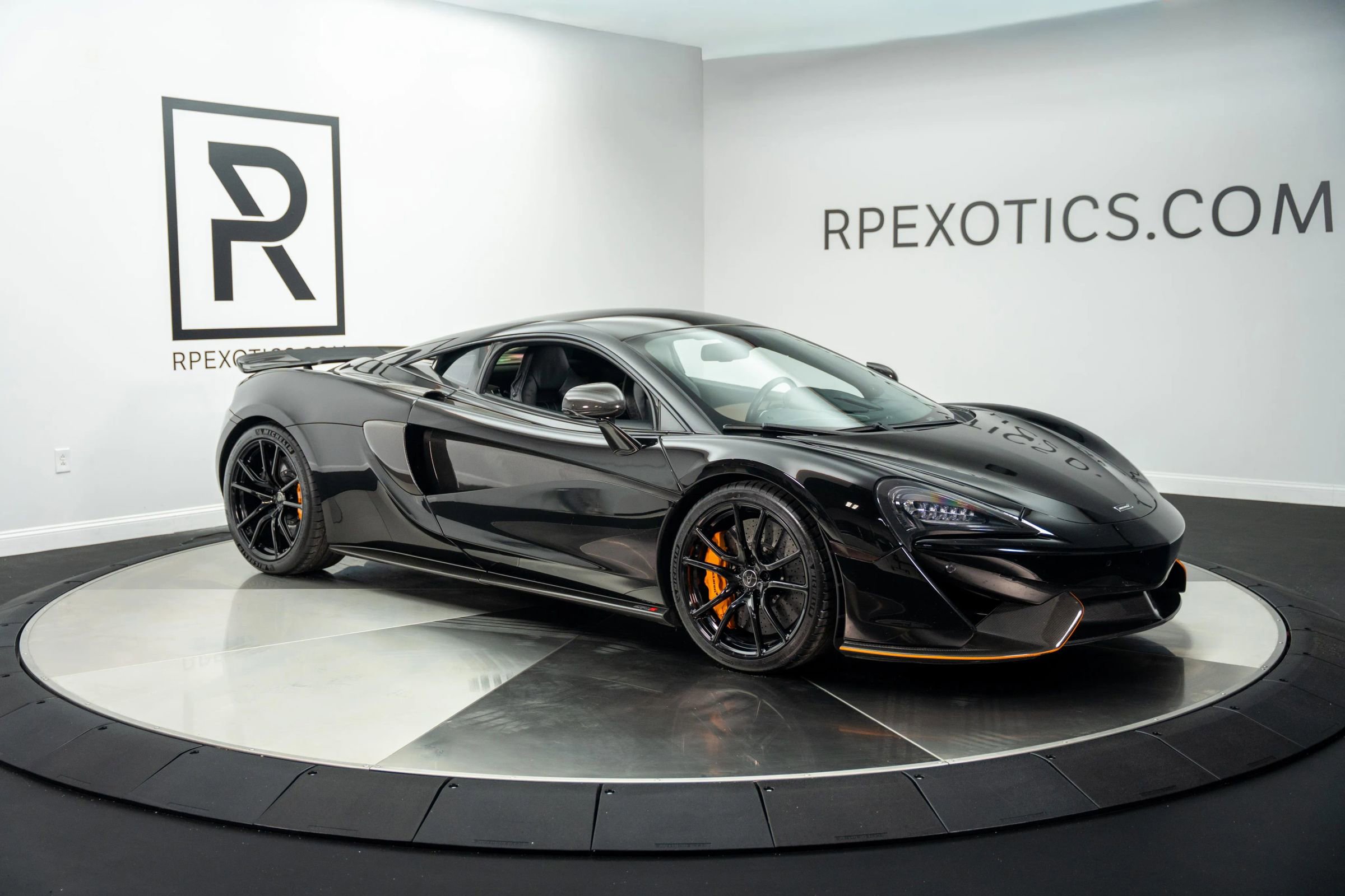 Used 2017 McLaren 570S Coupe image 11