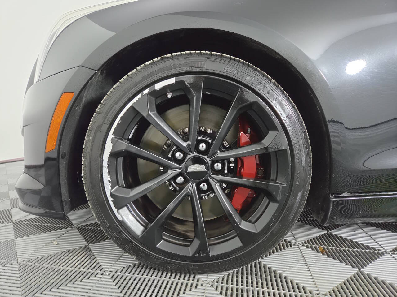 Used 2017 Cadillac ATS V w/ Luxury Package RWD image 13