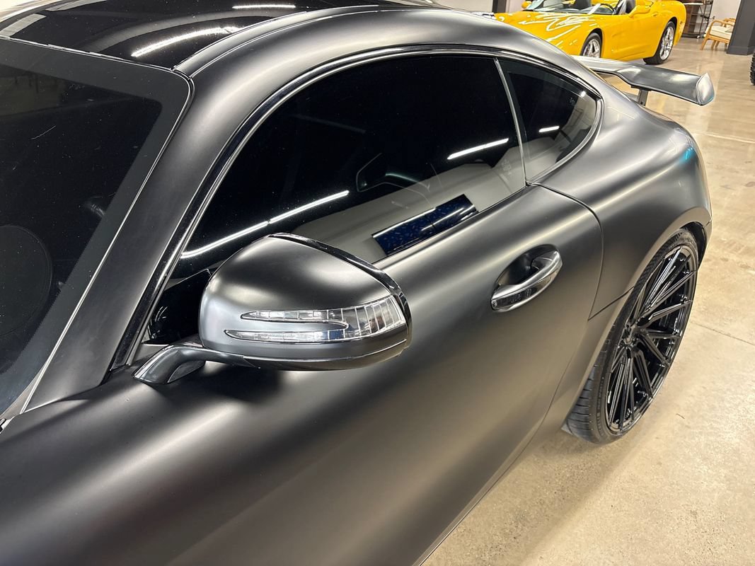 Used 2016 Mercedes-Benz AMG GT S w/ Exclusive Interior Package image 34
