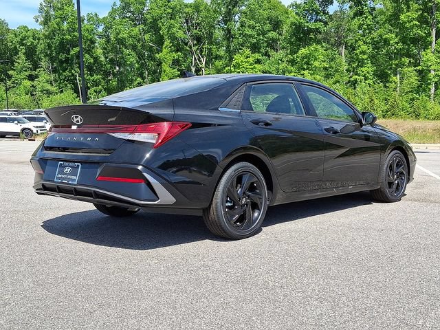New 2026 Hyundai Elantra SEL Sport Premium FWD image 13