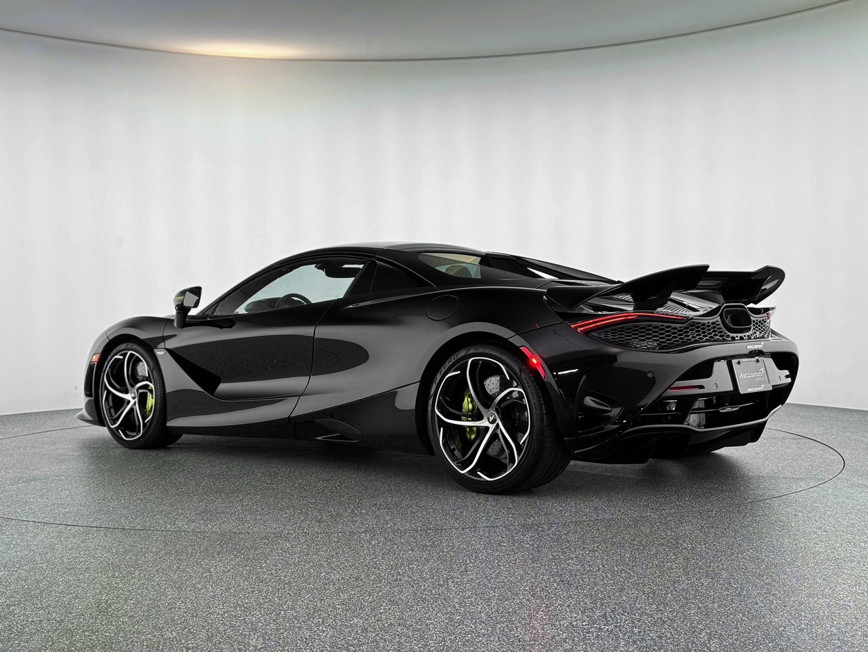 New 2026 McLaren 750S Spider RWD image 3