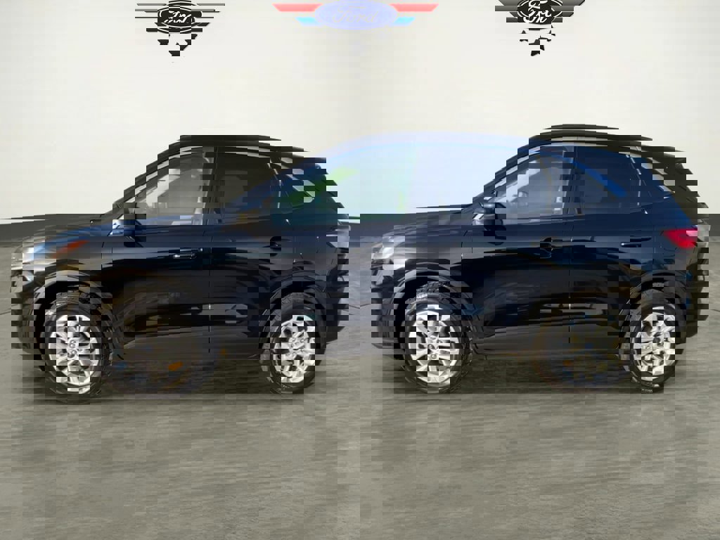 Certified 2022 Ford Escape SE w/ Convenience Package image 2